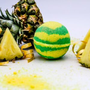Pina Colada Bath Bomb - Jumbo 180g